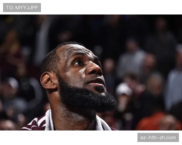 刷到勒布朗·詹姆斯在超市结账，收银屏上的数字让我怀疑人生